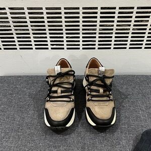 Hispanitas Chunky Suede Trainers – Tan, Stylish & Comfortable Winter Sneakers